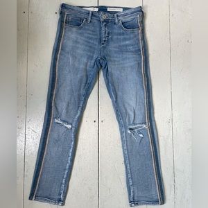 Anthropology Pilcro and the Letterpress slim boyfriend jeans - size 27